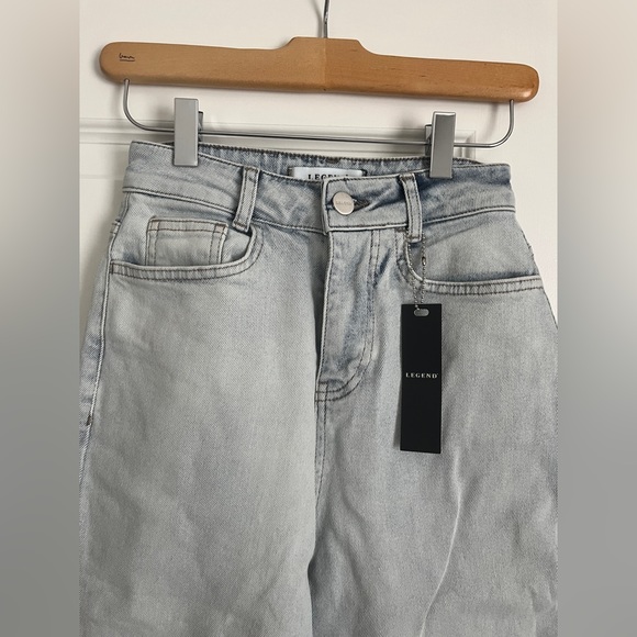 Legend MOM JEANS KNEE RIPPED - BLEACH WASH - Picture 4 of 7